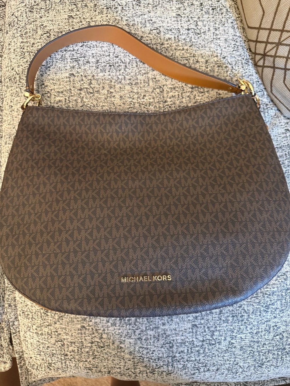 Michael Kors Tan Leather Purse with Gold Hardware